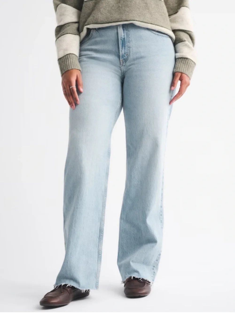 Abercrombie & Fitch Light Wash High-Rise Wide Leg Jeans